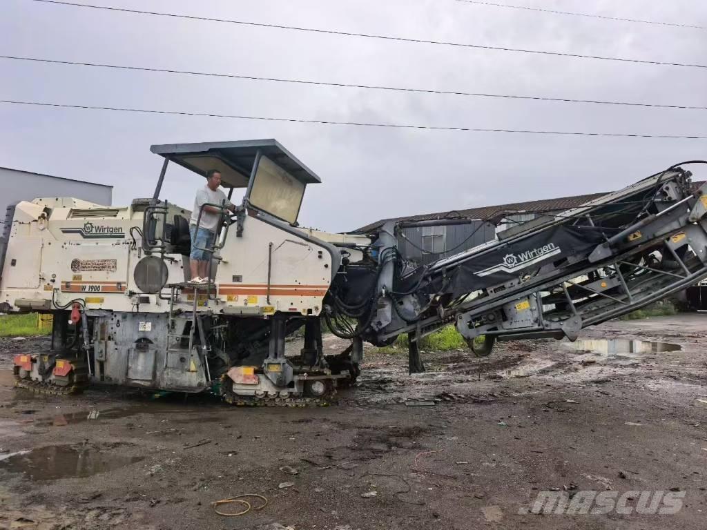 Wirtgen 1900DC Fresa a freddo per asfalto