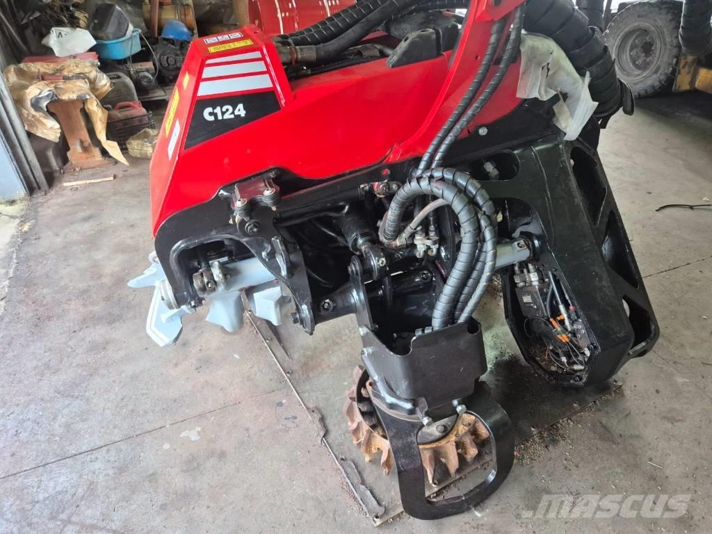 Komatsu C 124 Decespugliatrici e trinciatrici idrauliche