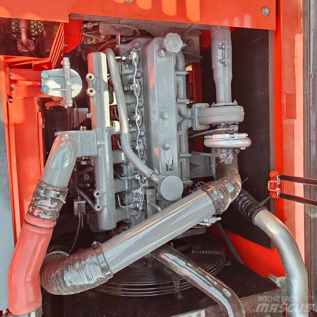Doosan DX225-9C Escavatori cingolati