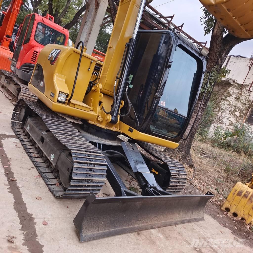CAT 307D Escavatori medi 7t - 12t