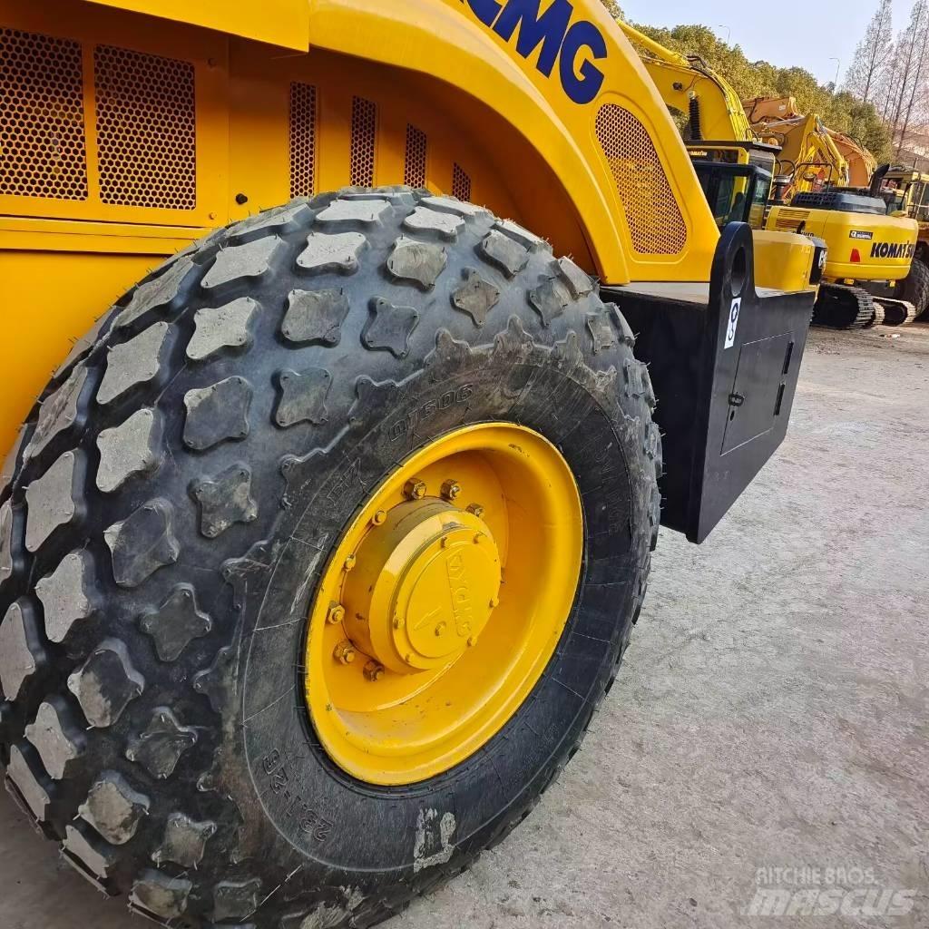 XCMG XS 142 J Rulli monotamburo