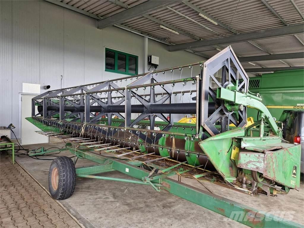 John Deere 2066 Mietitrebbiatrici