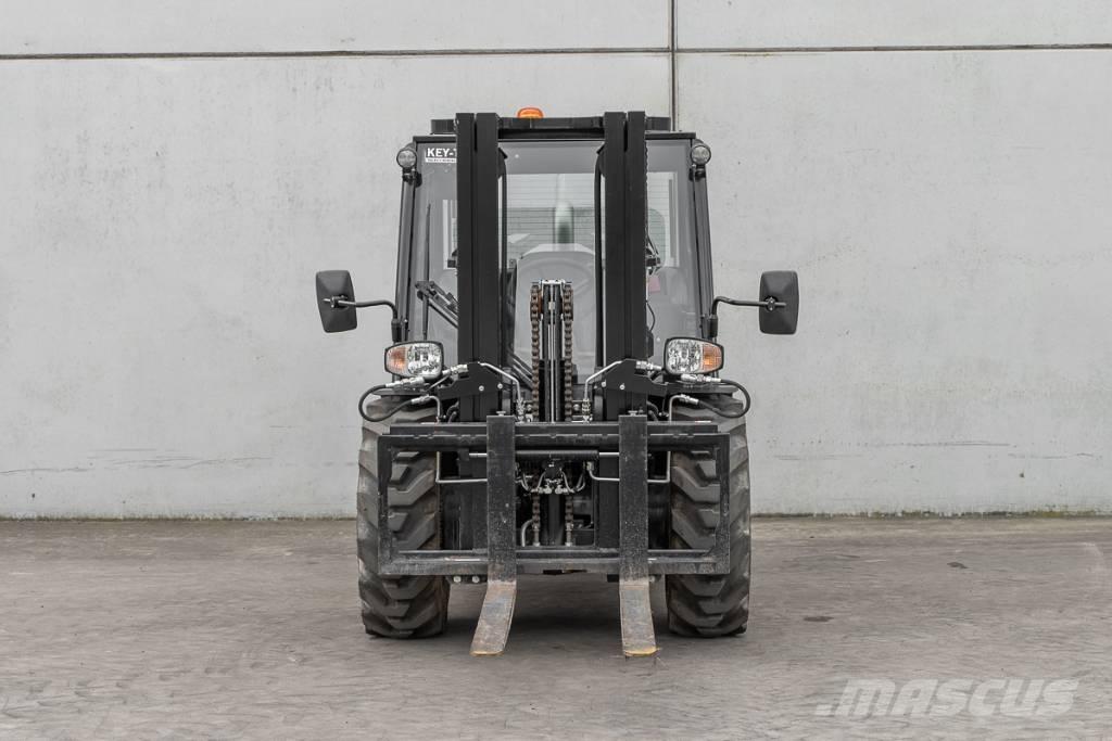 Manitou MC 30-4 Carrelli elevatori diesel