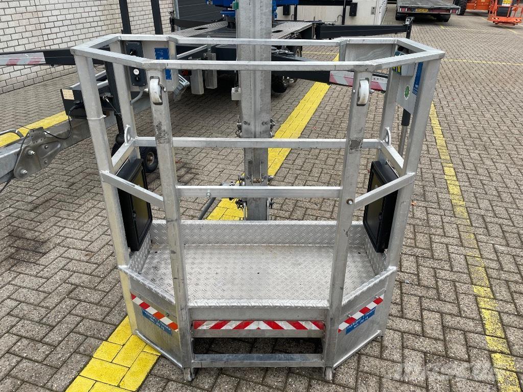 Böcker AHK 30/1600 Gru per tutti i terreni