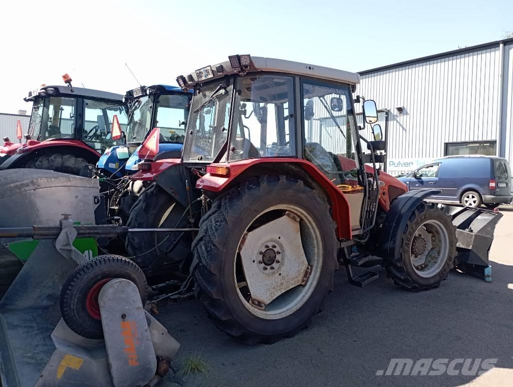 Massey Ferguson 4220 Trattori