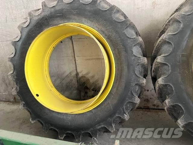 BKT 520/85R46 Pneumatici, ruote e cerchioni