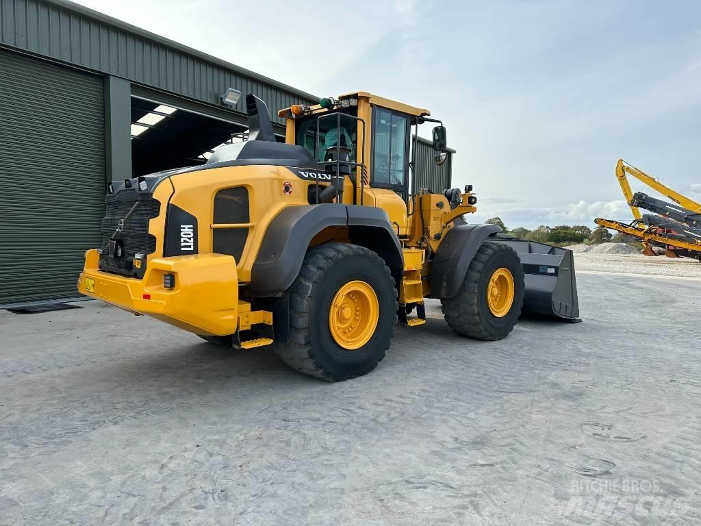 Volvo L 120 H Pale gommate
