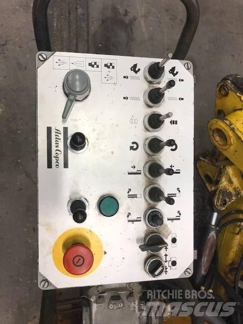 Atlas Copco ROC 242 Perforatrici di superficie