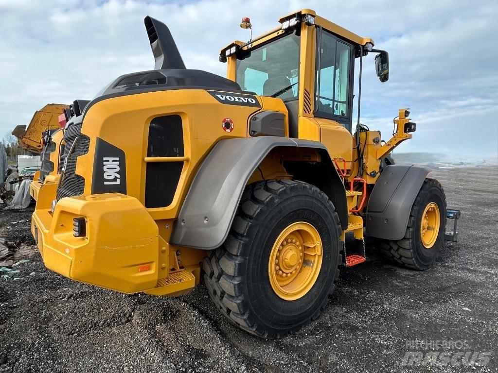 Volvo L 90 H Pale gommate