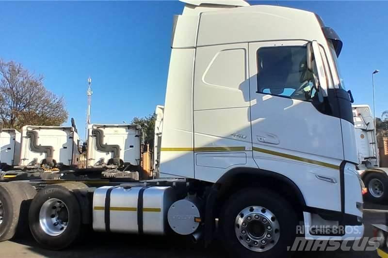 Volvo FH 440 Camion altro