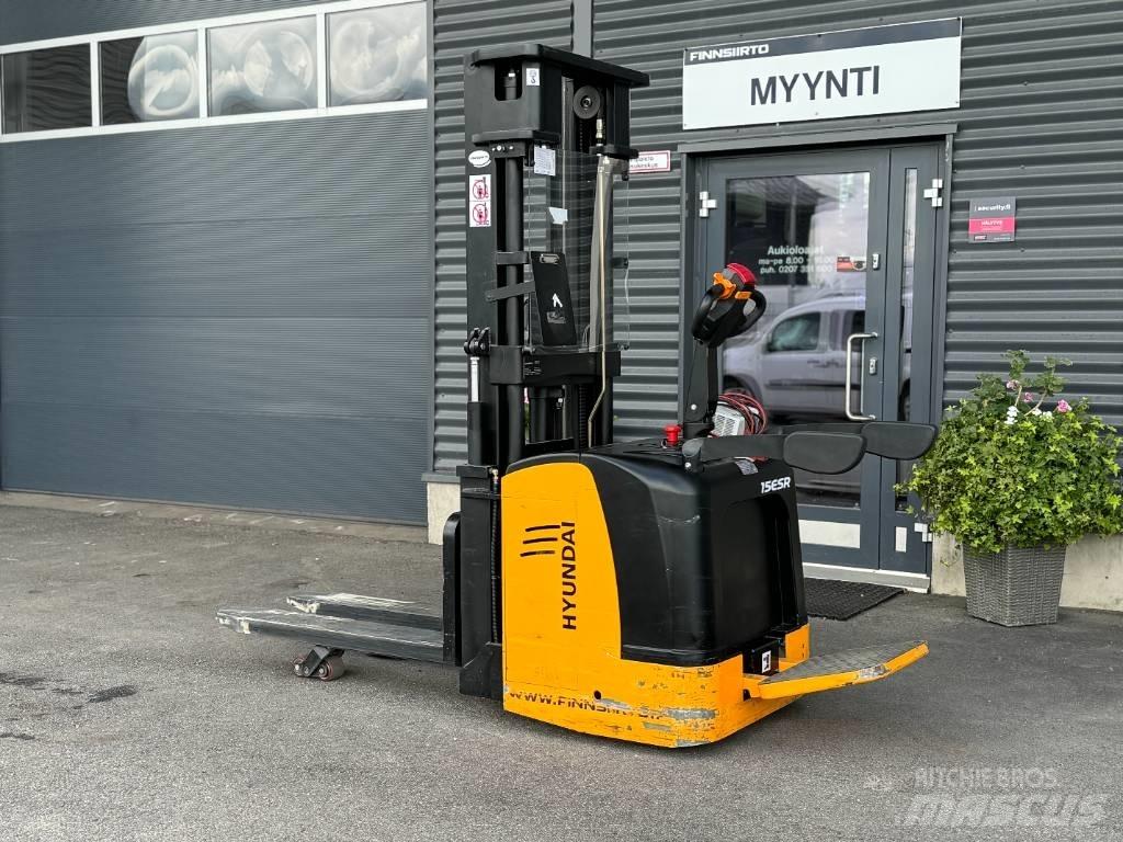 Hyundai 15ESR Carelli stoccatori  automatici-usati