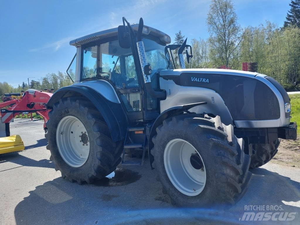 Valtra M 120 E Trattori