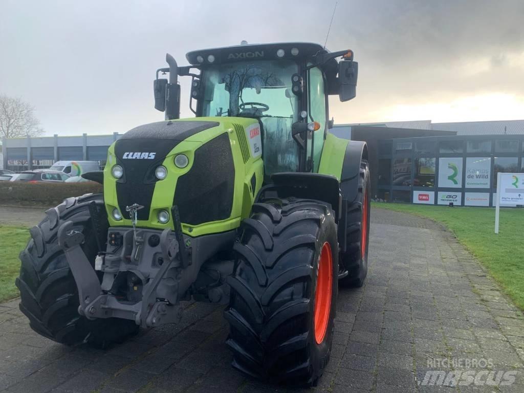 CLAAS Axion 810 CIS+ Trattori