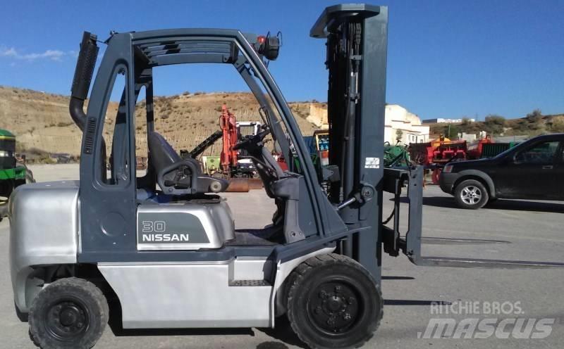 Nissan FGD02A30Q Carrelli elevatori diesel