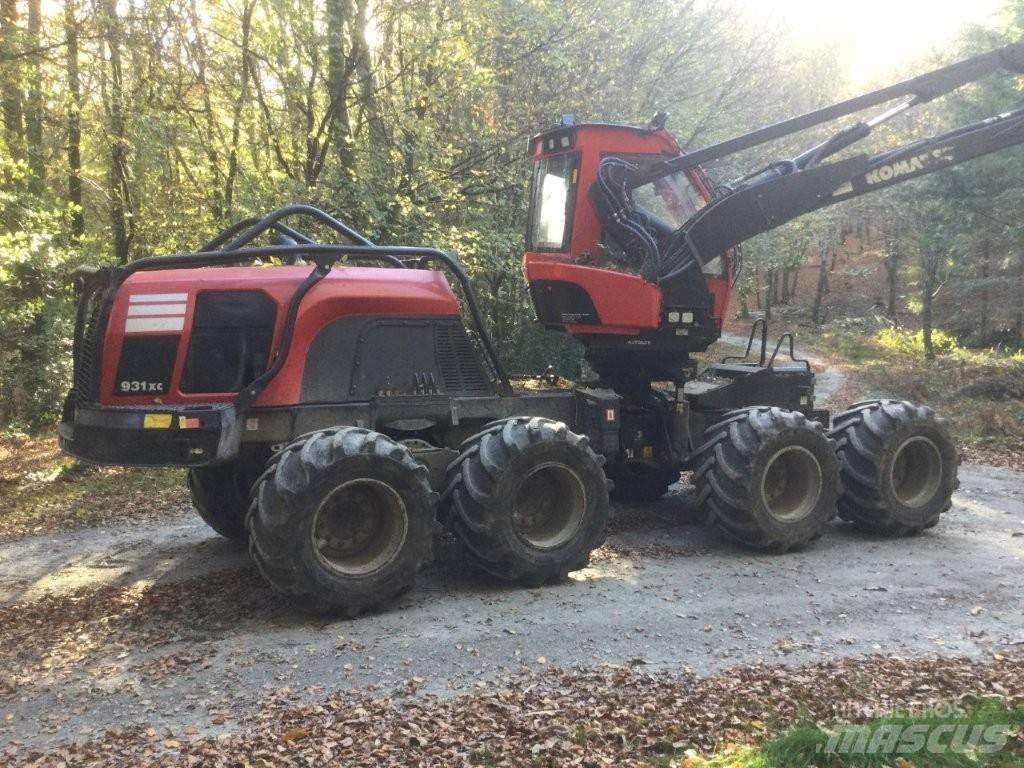 Komatsu 931 XC Abbattitrici, Disboscatrici