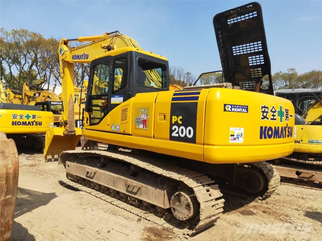 Komatsu PC200-7 Escavatori cingolati