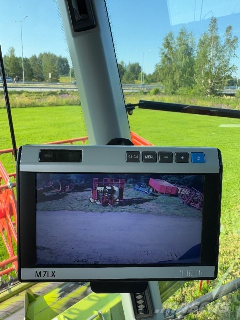 CLAAS Tucano 420 Mietitrebbiatrici