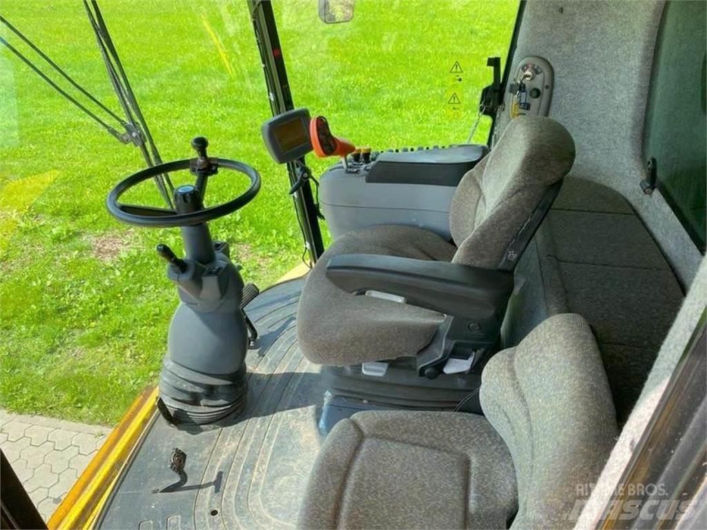 New Holland CX 880 Mietitrebbiatrici