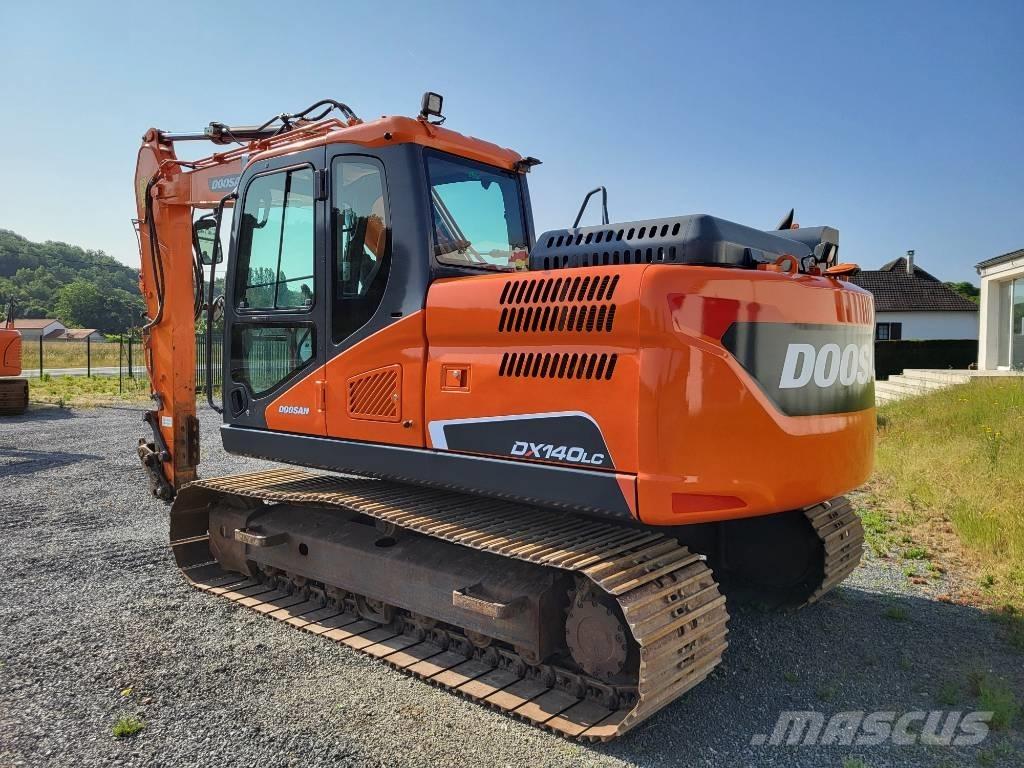 Doosan DX 140 LC-5 Escavatori cingolati