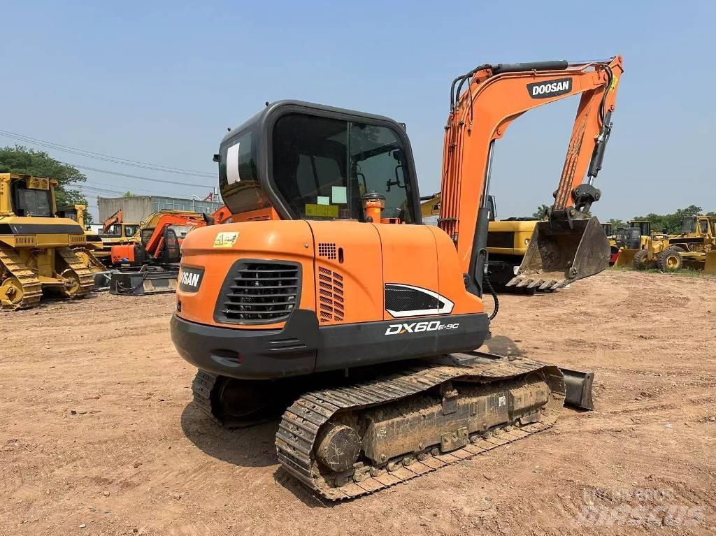 Doosan DX 60 Escavatori cingolati