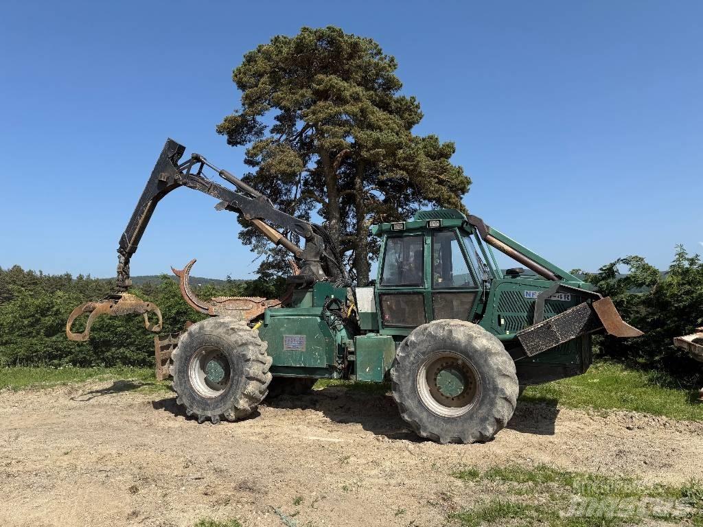 Noe NF210-4R Trattori Forestali