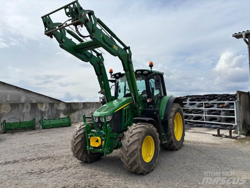 John Deere 6120M Trattori