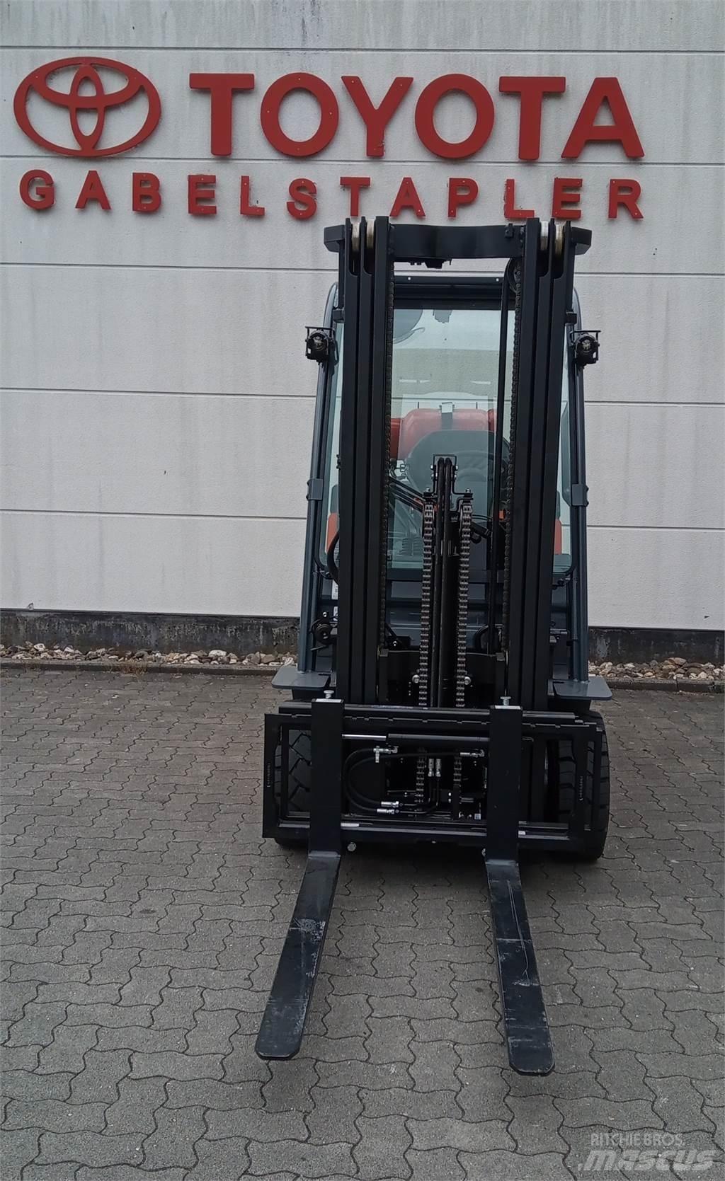 Toyota 02-8FGKF20 Carrelli elevatori GPL