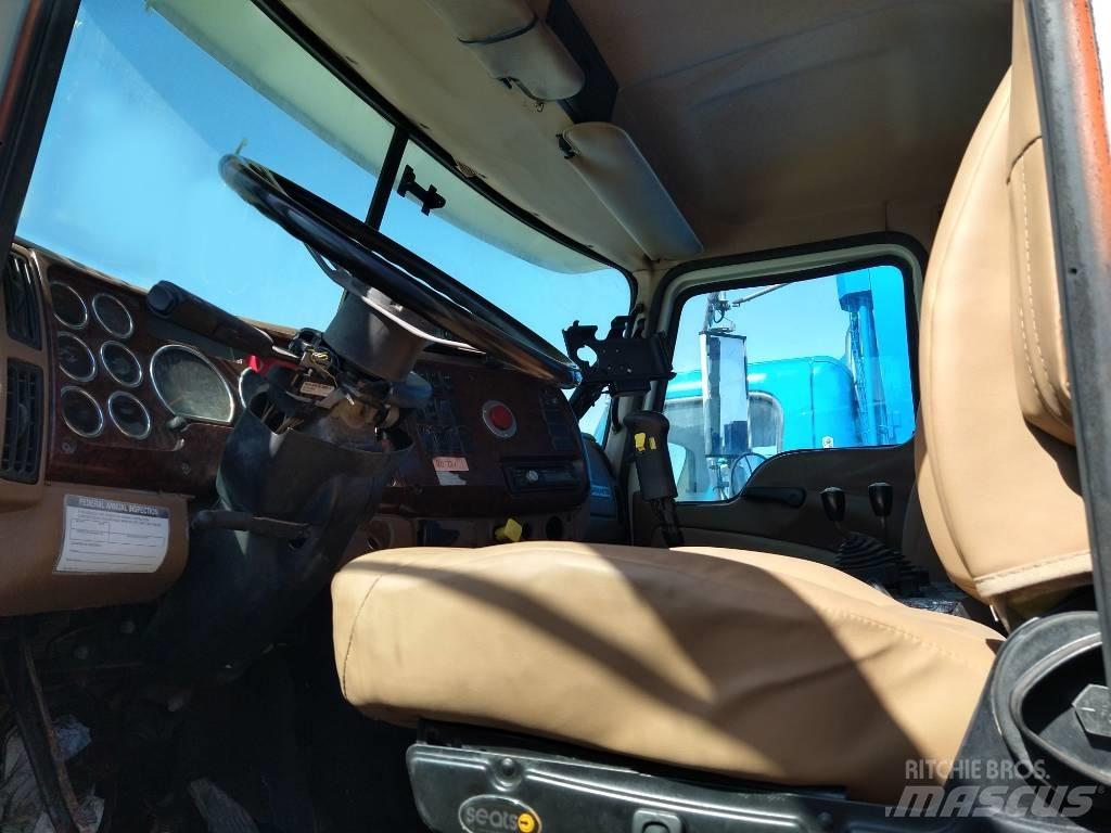 Mack GRANITE CV713 Camion dei rifiuti
