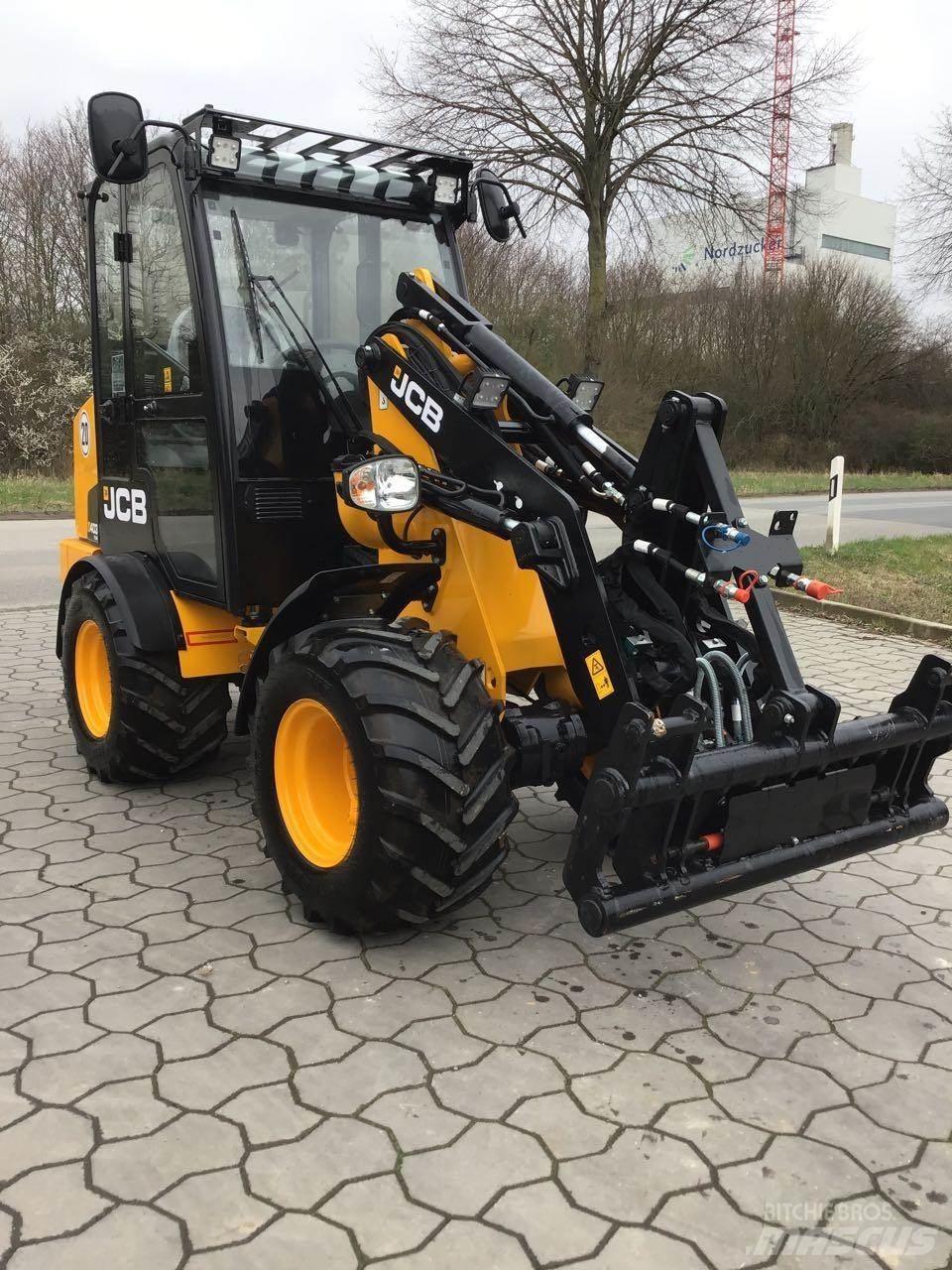 JCB 403 Agri Plus Mini pale