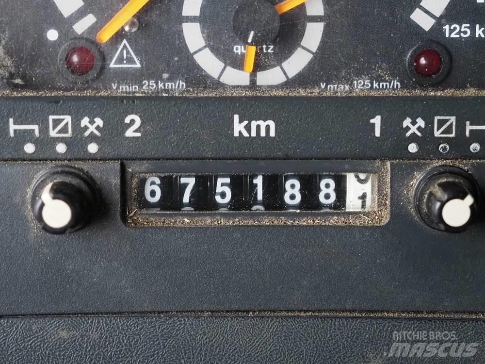 Scania 94 D 260 Camion cassonati