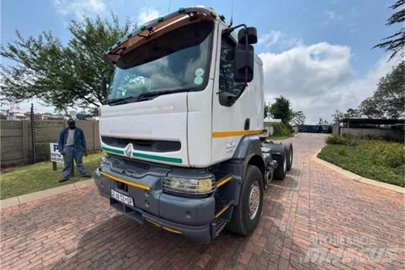 Renault KERAX Camion altro