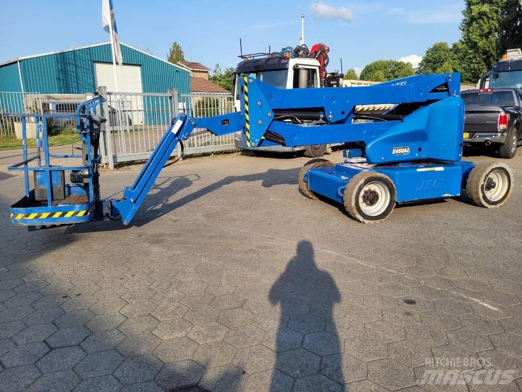JLG E 450 AJ Piattaforme a braccio articolato
