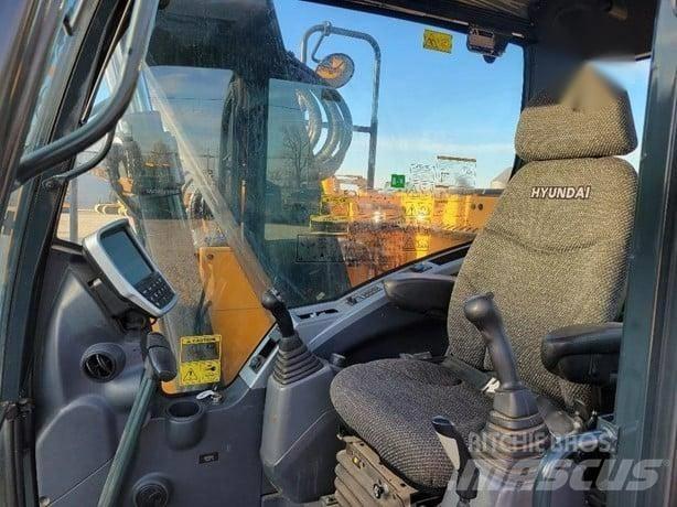 Hyundai HX130 Escavatori cingolati