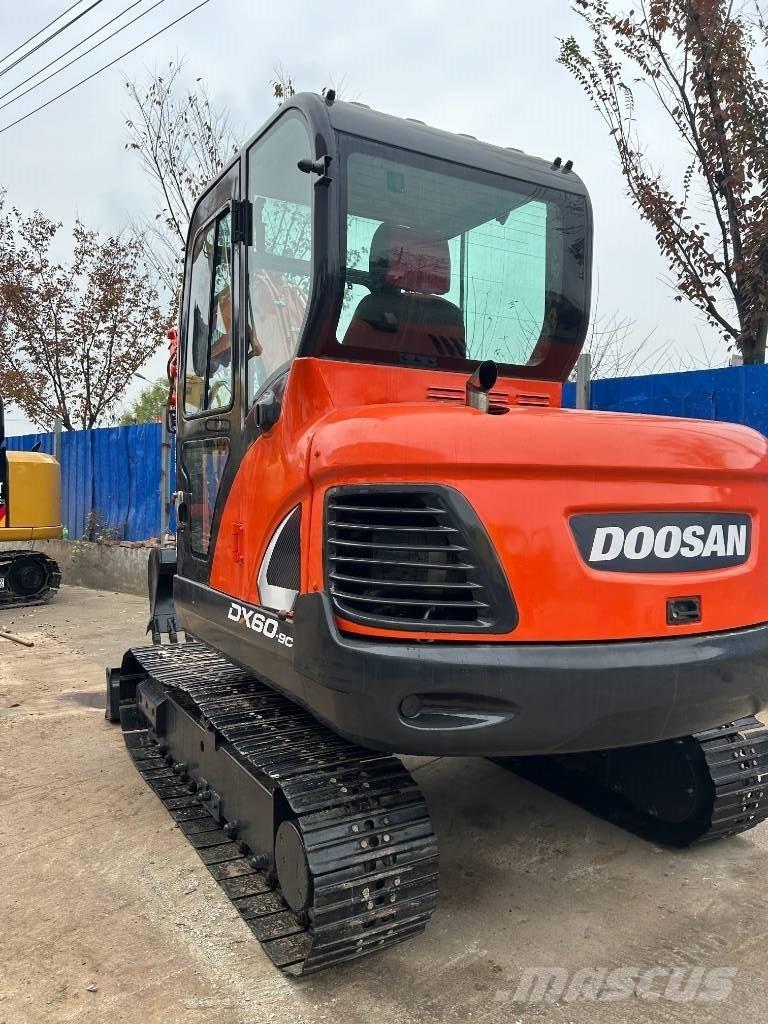 Doosan DX 60 Miniescavatori