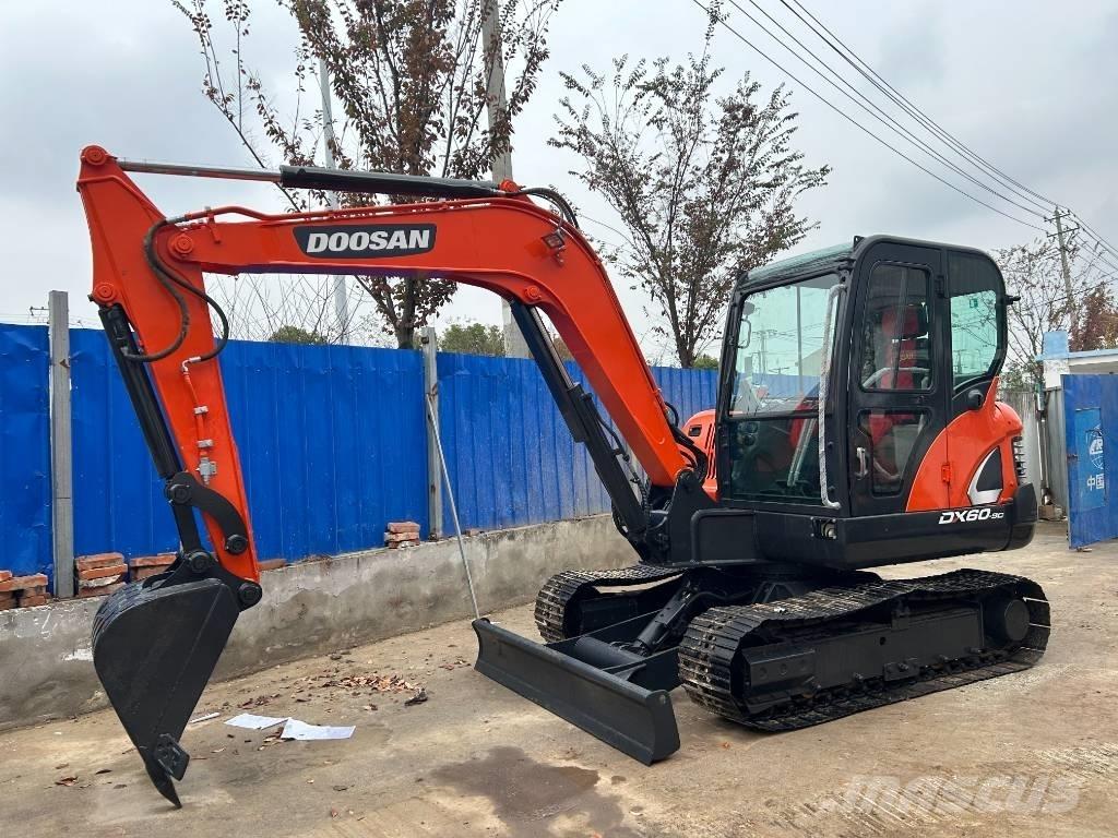 Doosan DX 60 Miniescavatori
