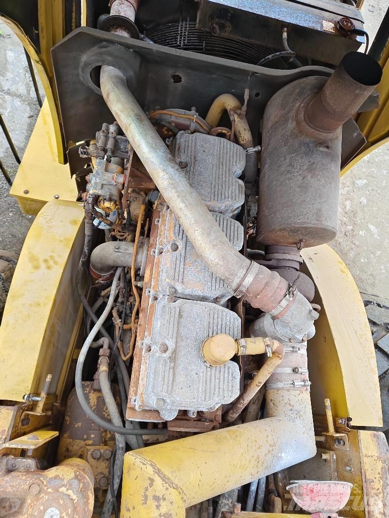 CAT 980 G Pale gommate