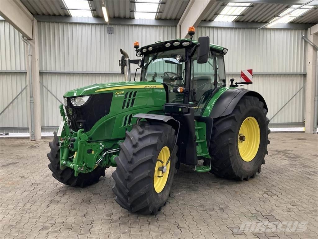 John Deere 6215R Trattori