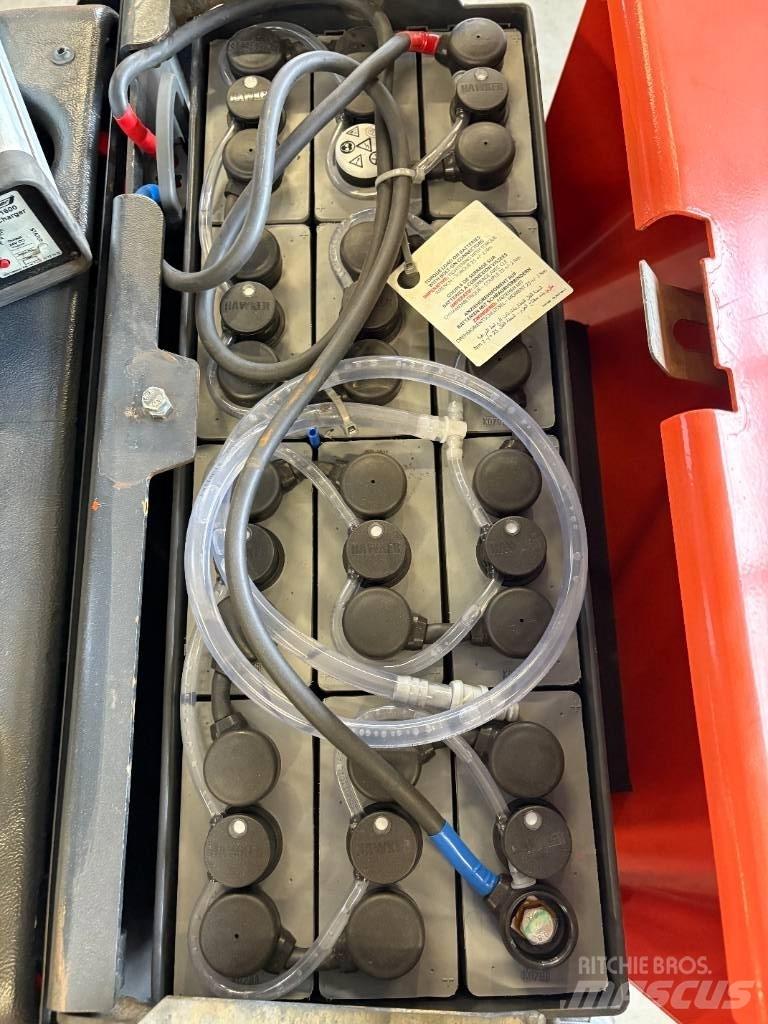 BT LPE 200 / 8 Carrelli elevatori bassi a piattaforma
