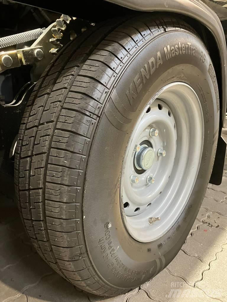 Böcker AHK 30e KS Altre gru