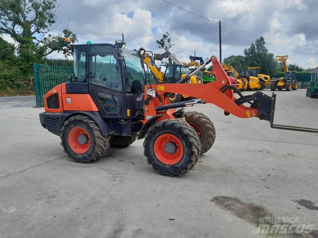 Kubota R 085 Pale gommate