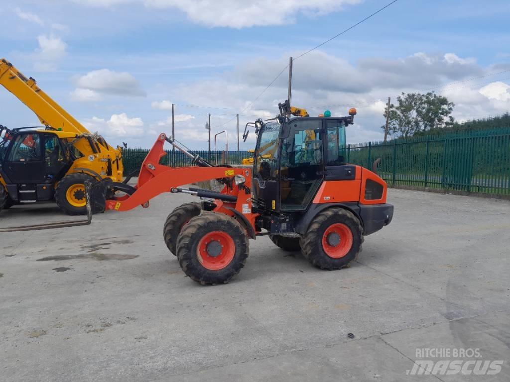Kubota R 085 Pale gommate