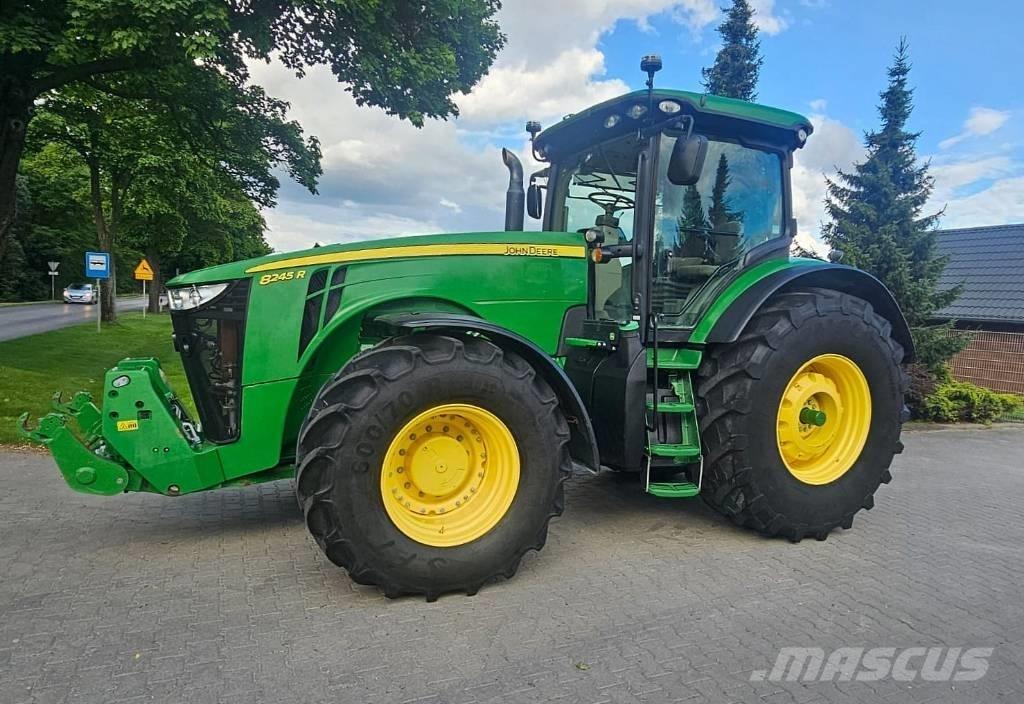 John Deere 8245 R Trattori