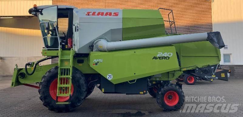 CLAAS AVERO 240 Mietitrebbiatrici
