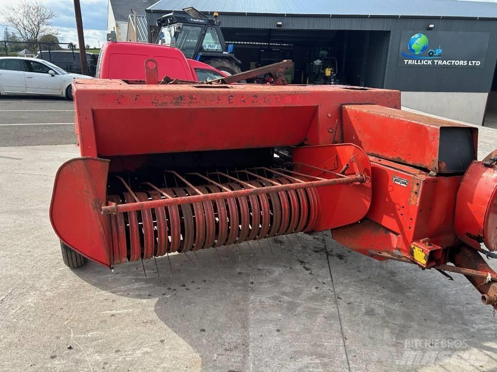 Massey Ferguson 120 Presse quadre