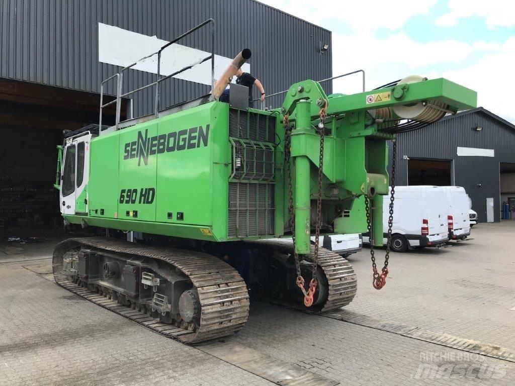Sennebogen 690 Gru cingolate