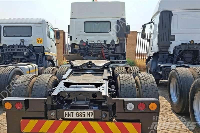 Hino 700 Camion altro