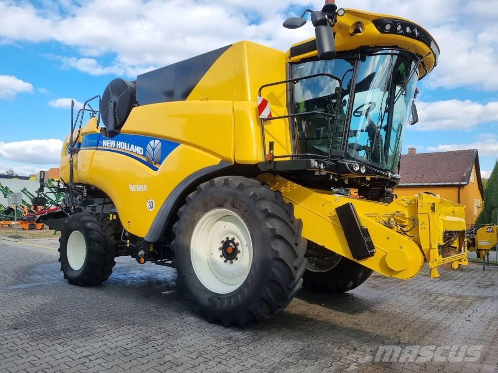 New Holland CX 8.70 Mietitrebbiatrici