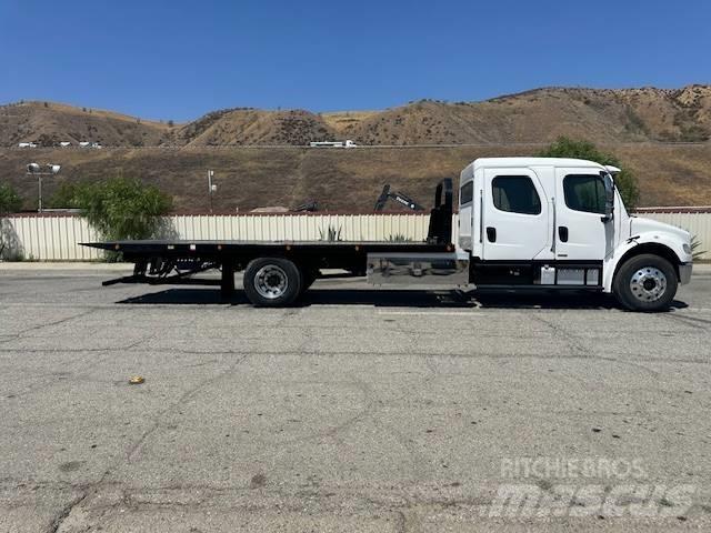 Freightliner M2 Carroattrezzi