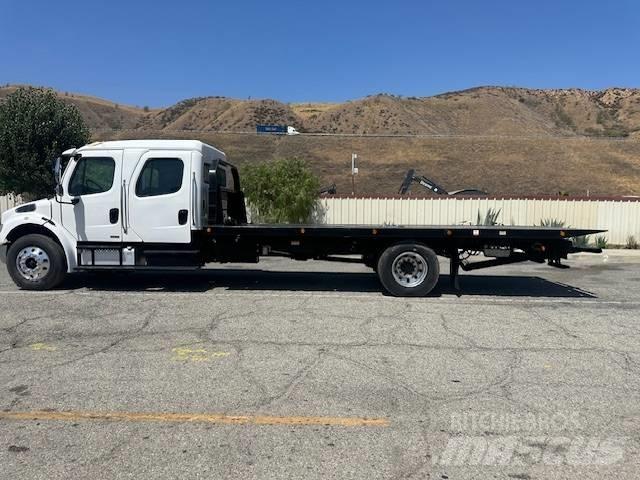 Freightliner M2 Carroattrezzi