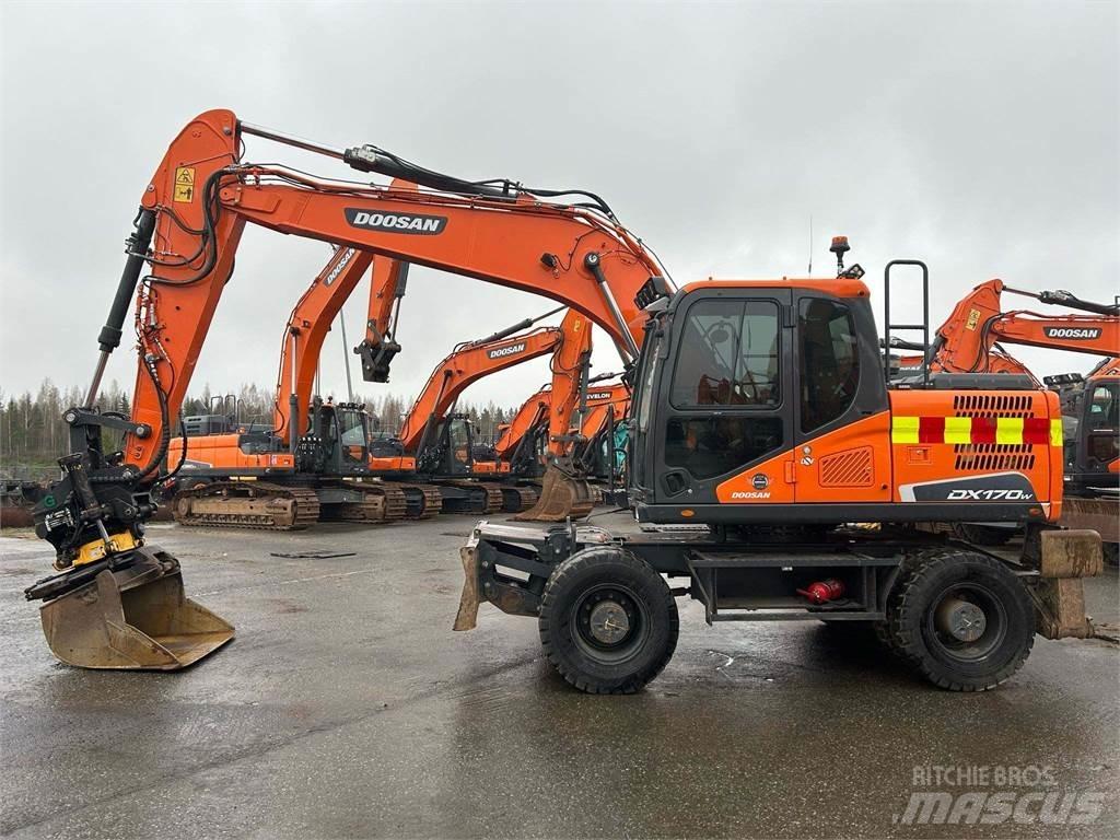 Doosan DX170W-5 Escavatori cingolati
